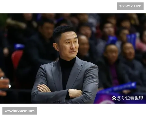 杜锋对持球人强延误包夹 防守端战术调整提升外线压制力